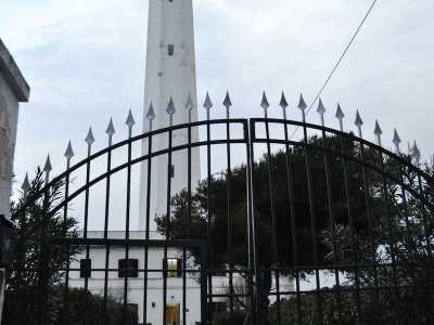 Entrata del Faro, via Tripoli 19