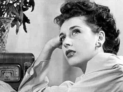 Franca Raimondi, nata a Monopoli nel 1932. Vinse il festival nel 1956 con �Aprite le finestre�