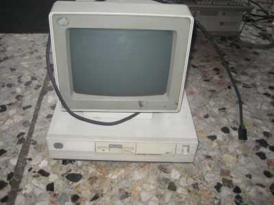 Un computer Ibm in attesa di essere restaurato ed esposto al pubblico