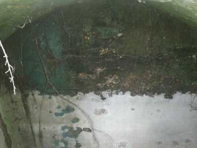 Altra grotta e altro affresco: probabilmente si tratta di un paesaggio