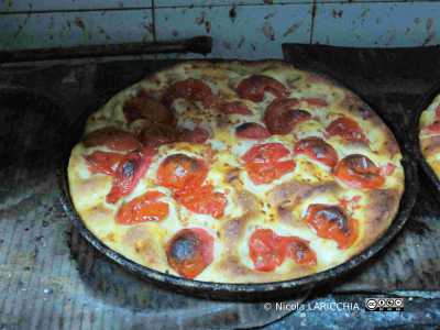 La focaccia nei forni tradizionali baresi