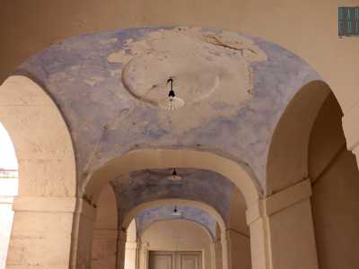 Uno scorcio del piano ammezzato, ideato per ospitare le stanze della servit� e le cucine