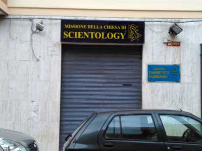 La sede di Barletta di Scientology, aperta dal 1992 e situata in via Cialdini 67/B 