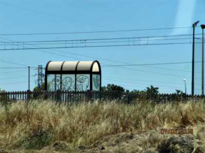 Fermata di Bari Zona Industriale fotografata dalla tangenziale. 