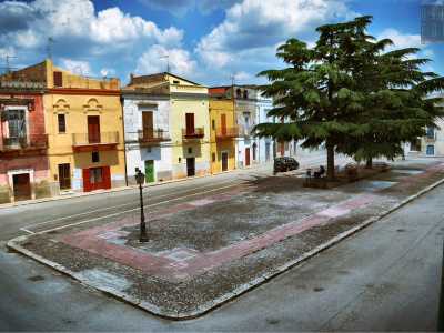 ...eretto nel 1727 su una caratteristica piazzetta