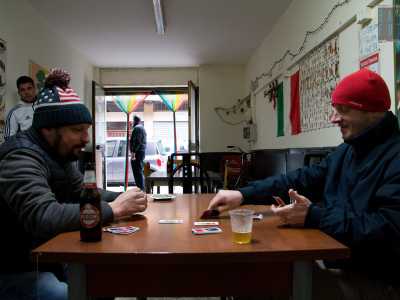 Qui si trova uno dei celebri �circoli ricreativi� della citt�, l� dove si gioca tra carte e bottiglie di Peroni si gioca all�alcolico �gioco della birra�