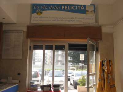 Uno striscione che cita una massima del fondatore 