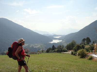 Antonella Arnese maestra di Nordic Walking,allenarsi immergendosi nella natura