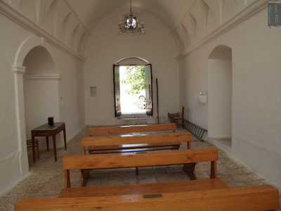 Anche all'interno il bianco � il colore dominante
