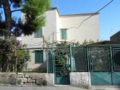 Uno dei villini nel Villaggio del lavoratore