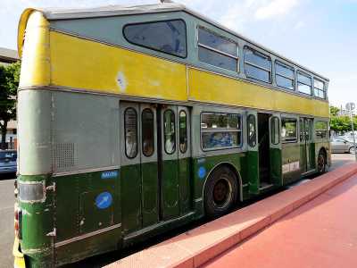 Il vecchio bus in giro per Bari