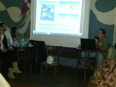 Petruzzelli mostra il prototipo, al centro sulla sedia