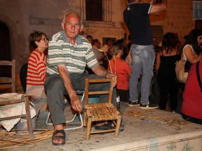 La sedia � finita