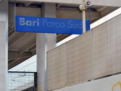 Stazione Parco Sud, mai aperta