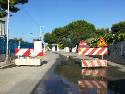 Il giorno dopo il temporale: la strada allagata
