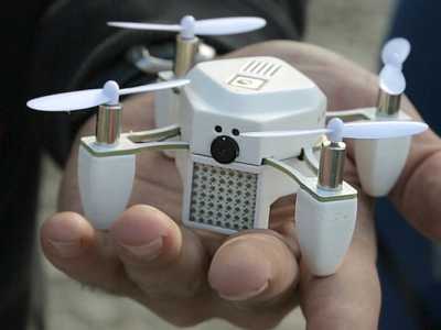 Zano, un piccolo esemplare che pu� essere controllato con un uno smartphone