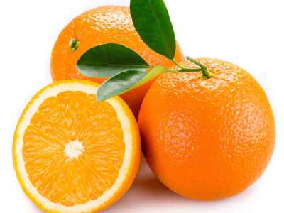 Persino l'arancia � un incrocio, tra pomelo (frutto di grosse dimensioni, leggermente pi� dolce ma simile nel gusto al pompelmo) e mandarino