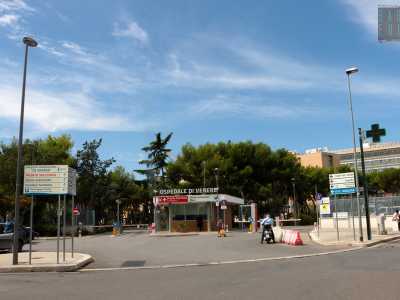 All�ingresso dell�ex frazione di Carbonara sorge il Di Venere, la cui storia � strettamente collegata all�omonima Opera Pia, istituzione gestita sin dall�inizio dell�800 dalle Suore Figlie della Carit�. L'attuale struttura � stata creata nel 1972 