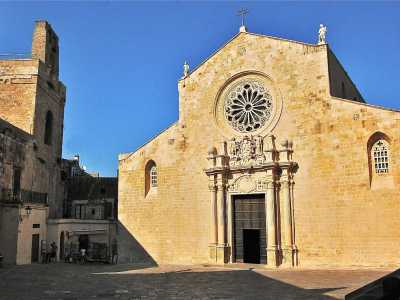 �2 stelle� - Otranto: Cattedrale 