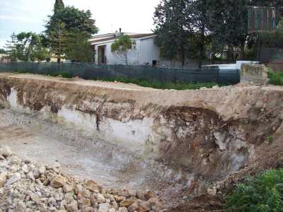Scavi profondi in prossimit� di zone ancora abitate