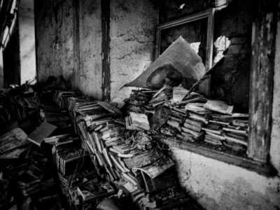 Una sinagoga oramai abbandonata e distrutta a Krasnaya Sloboda 
