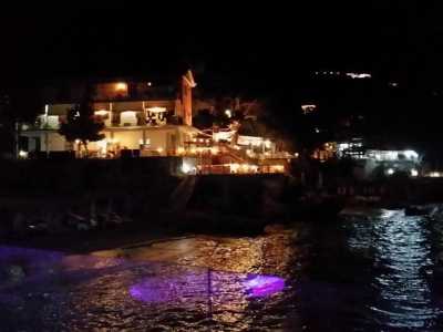 Dhermi di sera 