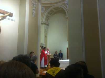 Don Michele predica la Messa
