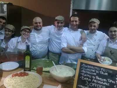 Rappresentanti dell'enogastronomia pugliese a Milano