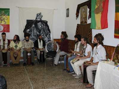 Rastafariani riuniti in occasione della nascita del loro imperatore Hail� Selassi�