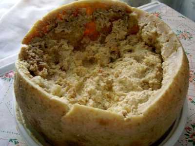 Il formaggio punto, quello con i "vermi"