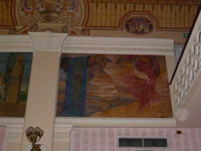 Uno degli affreschi realizzati dai fratelli nel Kursaal Santalucia