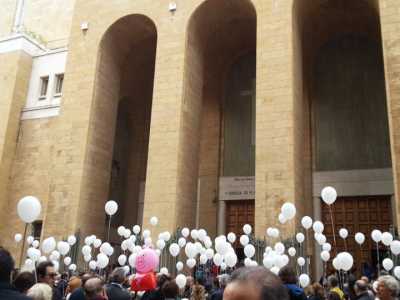 Per ricordare le vittime della strada: discorso davanti alla chiesa San Ferdinando