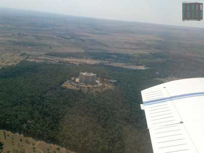 Castel del Monte visto dall'alto