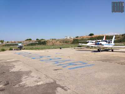 Il piazzale dove sono parcheggiati gli aerei utilizzati dagil allievi