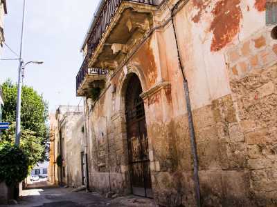 Sempre appartenente al periodo del confilitto � il pericolante ex ospedaletto dei bambini...