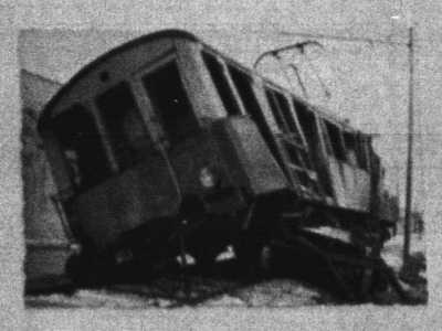Il convoglio del tram che si scontr� frontalmente con il locomotore arrivato da Bitonto senza macchinista