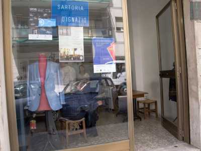 L'antica sartoria tradizionale di Martina Franca del 79enne Giuseppe D�Ignazio e del fratello, il 69enne Egidio, ereditata dal padre che l'ha inaugurata nel 1922