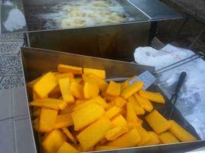 Le sgagliozze, i pezzi di polenta baresi