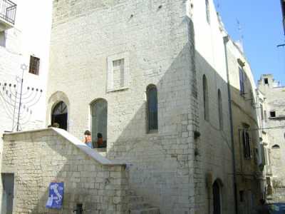La singoga Scolanova di Trani