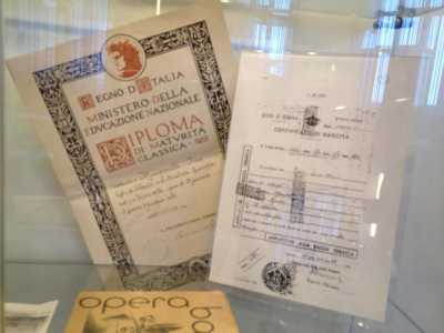 Un diploma di maturit� classica risalente al Regno d'Italia 