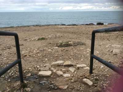 La spiaggia palesina denominata La Punta per il suo protendersi sul mare: l'area � sottoposta a vincolo archeologico diretto