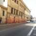 Il cantiere della stazione continua sul marciapiede di via caduti di via Fani 