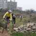 Biker in azione nel parco in una gara del 2010