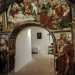 La cappella della famiglia  decorata da ricchi affreschi attribuiti allartista abriolano Giovanni Todisco e raffiguranti la vita della Vergine e santi, evangelisti, profeti, dottori della chiesa
