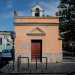 ...ed  affiancata da una cappella privata dedicata alla Madonna del Rosario