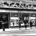 Nel 1931 lex direttore di Upim Franco Monzino fond a Milano la Societ Anonima Magazzini Standard, nome poi modificato nel 1938 in Standa