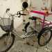 Uninventiva che luomo ha deciso di mettere a disposizione anche delle persone con bisogni particolari. Alcuni dei miei clienti sono genitori di ragazzi disabili  sottolinea . Mi chiedono quindi di realizzare per i propri figli delle bici particolari, comode e sicure