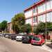 Si trova in una zona del quartiere San Pasquale un tempo occupata da varie industrie che, una volta dismesse a partire dal Dopoguerra, furono convertite in scuole