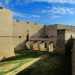 Il castello di Barletta: qui  conservato un lapidario con lastre tombali di cavalieri templari 
