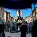 Una processione della confaternita nella Capitale: i "sacchi neri" sono gemellati con la capostipite romana dell'Orazione e Morte